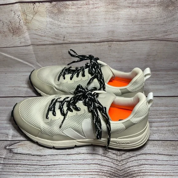 Sold - Picture 5 of 8